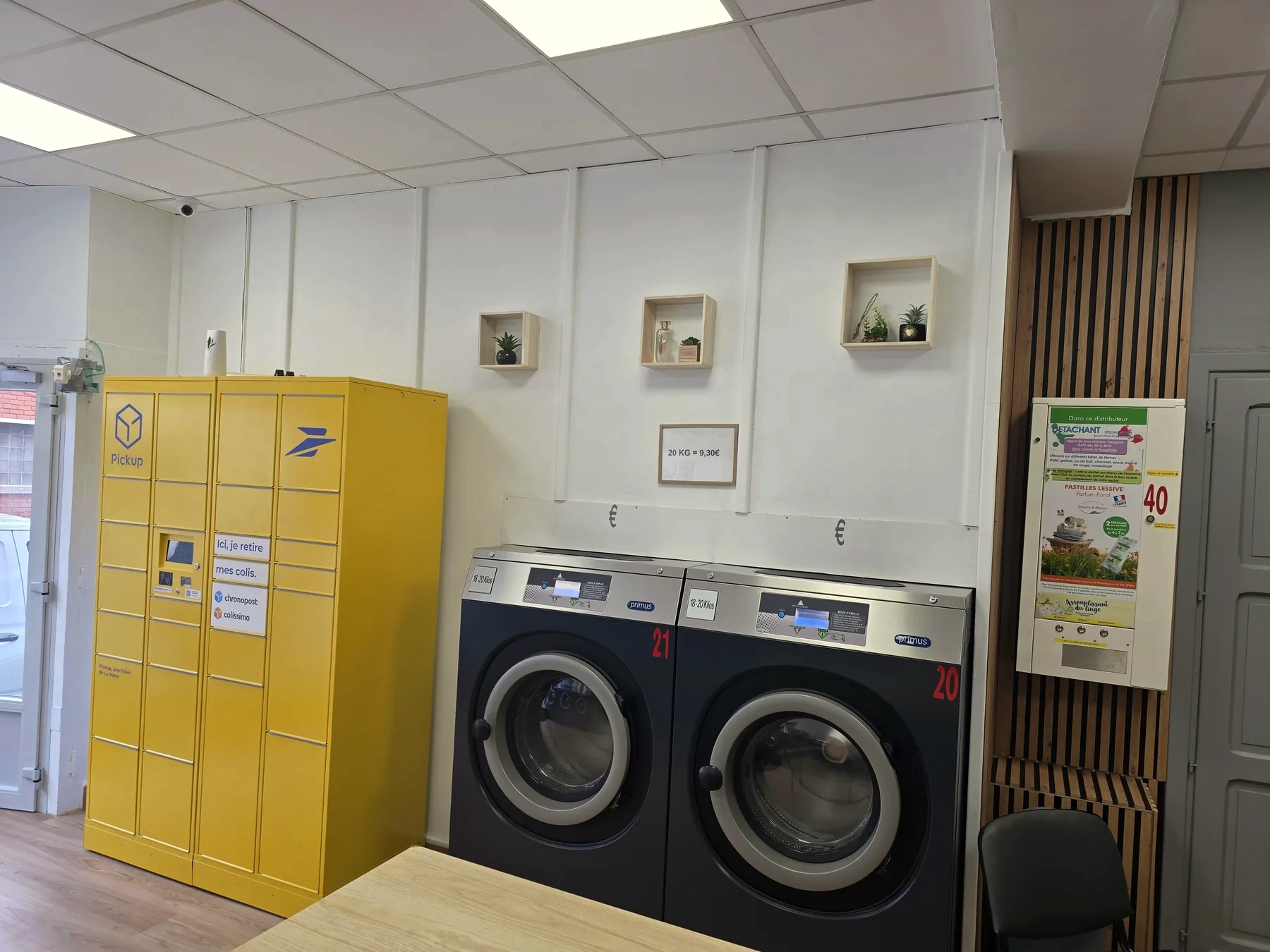 Intérieur de la laverie NAMY