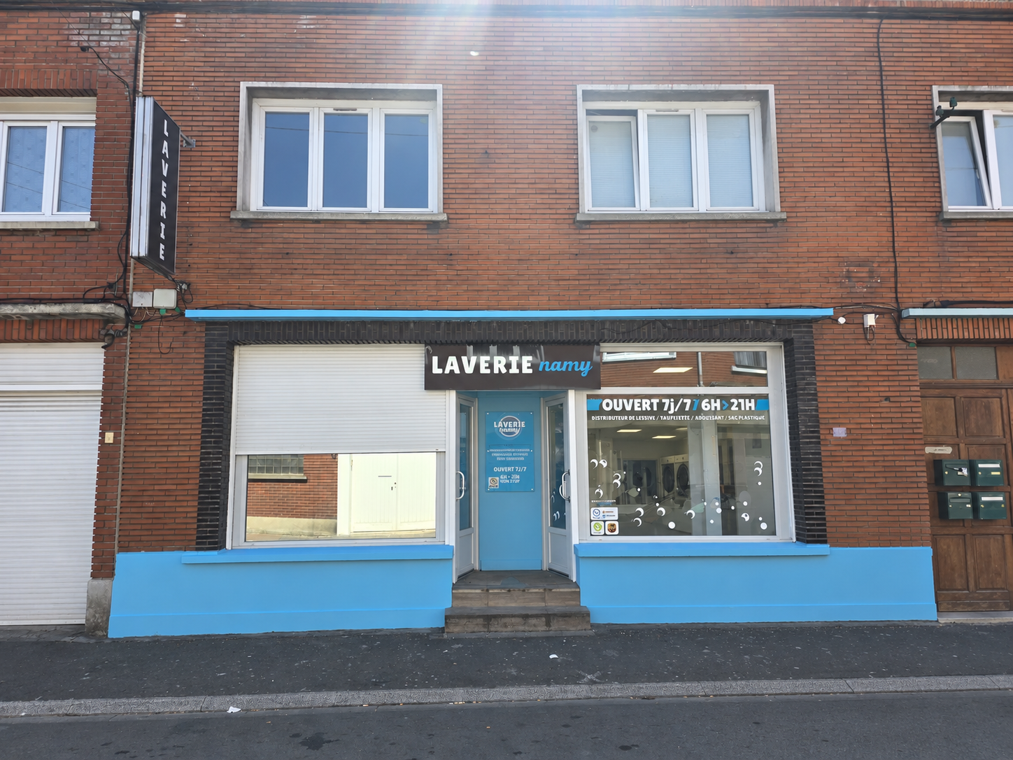 Façade de la laverie NAMY Oignies
